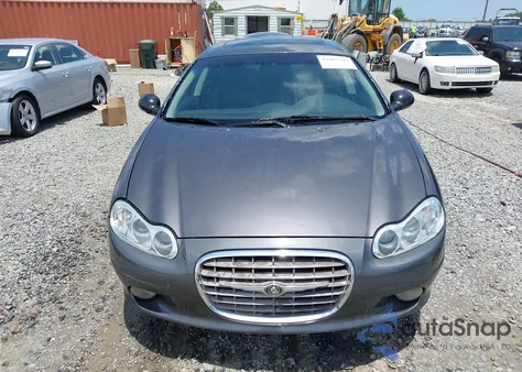 2004 Chrysler Concorde Limited z USA, uszkodzony, nr VIN 2C3HD56G94H699109